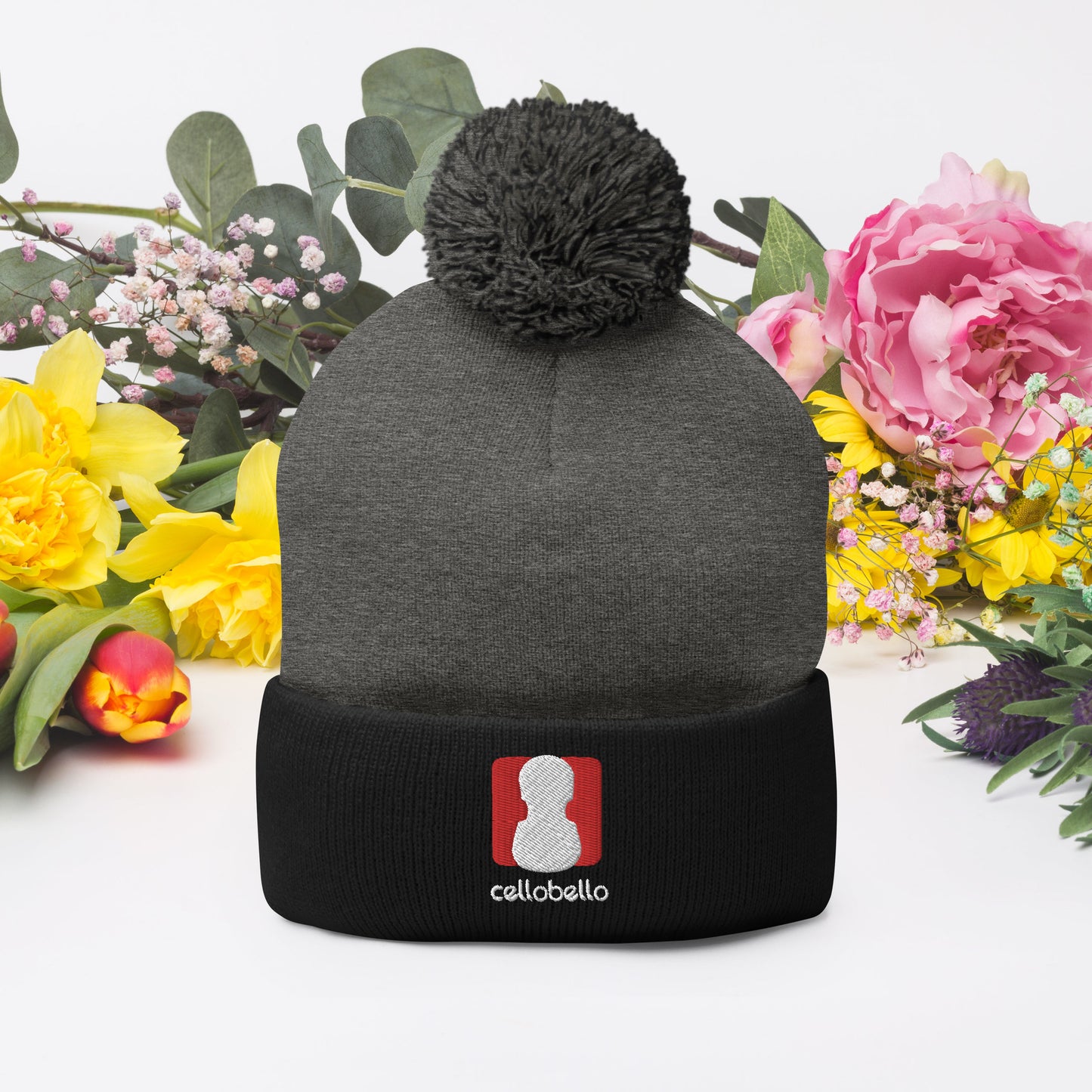 CelloBello Pom-Pom Beanie