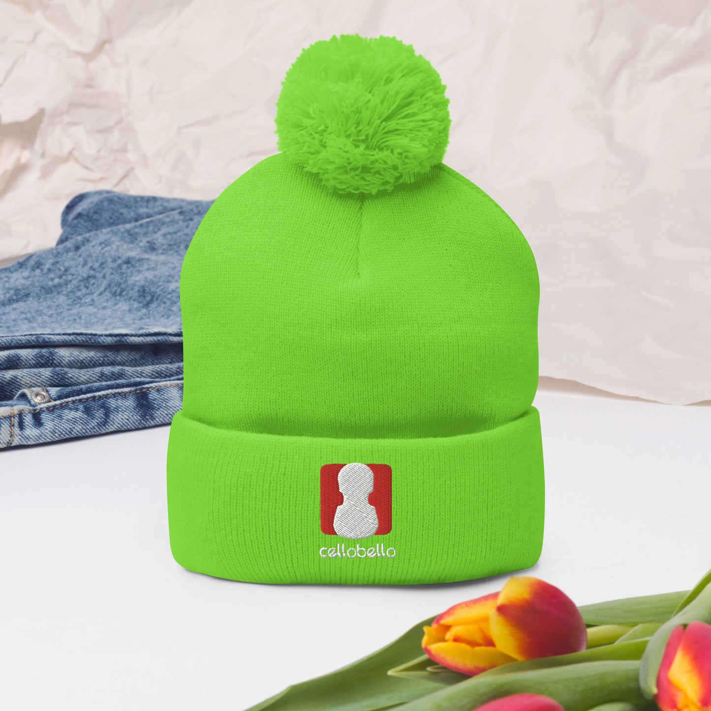 CelloBello Pom-Pom Beanie